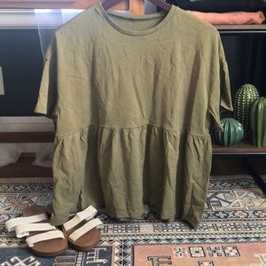 Slouchy peplum tee ✌🏼